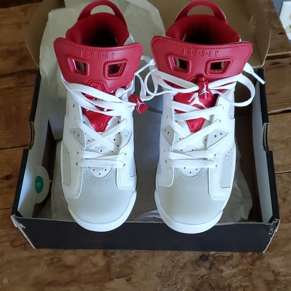 Air Jordan 6 Retro BG 6y - Picture 2 of 5
